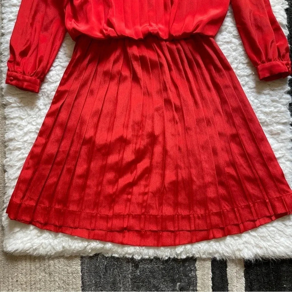 Vtg In The Mood Red Orange Pleated Day Dress - size 8 - Picture 3 of 16